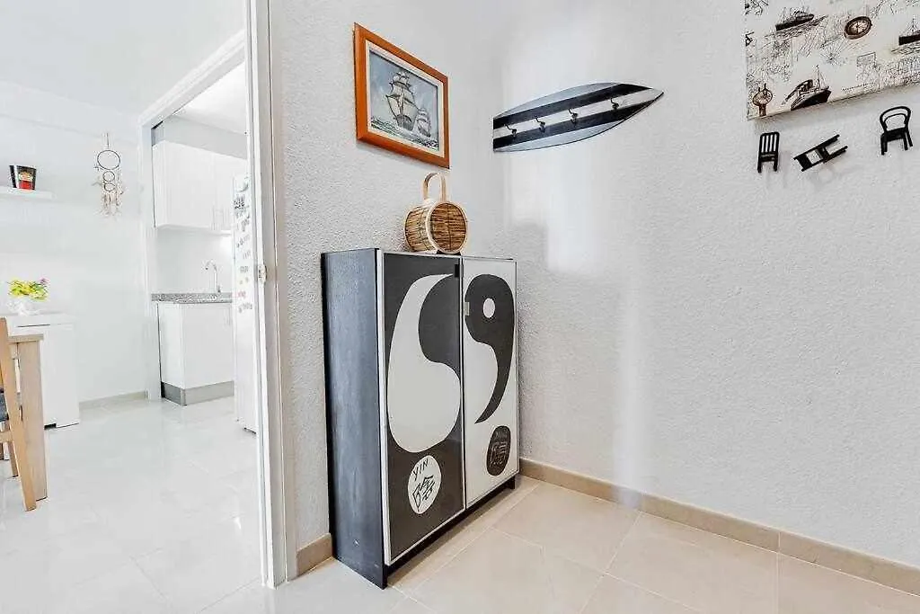 Rentalsbcn Apartamentos Mediterraneo Бланес