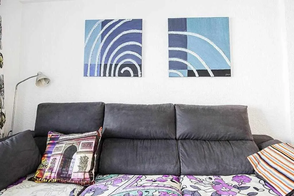 Rentalsbcn Apartamentos Mediterraneo Бланес